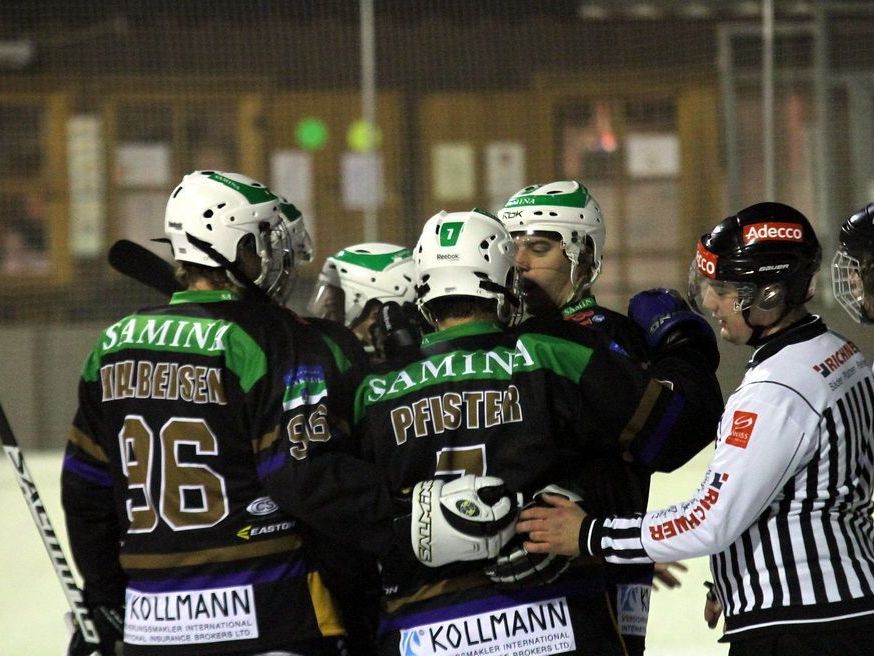 Triplepack von HC Rankweil-Stürmer Johannes Hehle beim 10:1-Auswärtssieg in Schaffhausen. Triplepack von HC Rankweil-Stürmer Johannes Hehle beim 10:1-Auswärtssieg in Schaffhausen.