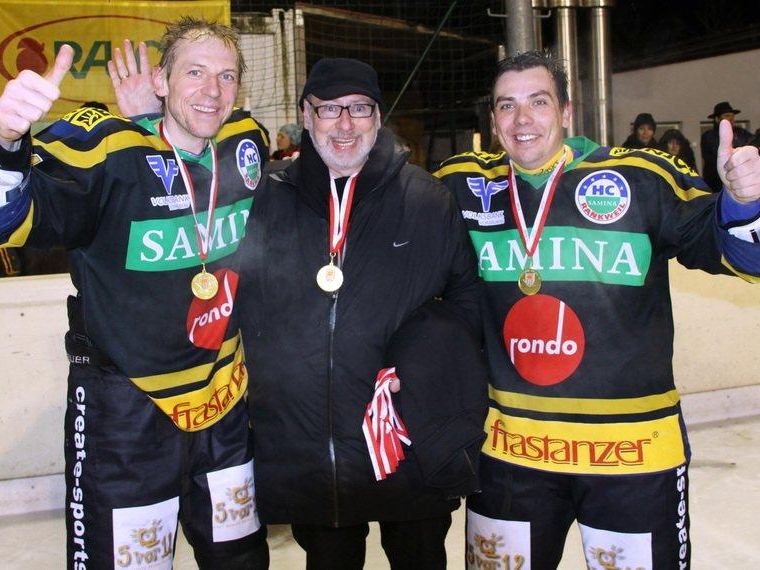Die beiden Erfolgsgaranten: Tomas Kucharcik und Michal Kopas mit "Macher" Günther W. Amann. Die beiden Erfolgsgaranten: Tomas Kucharcik und Michal Kopas mit "Macher" Günther W. Amann.