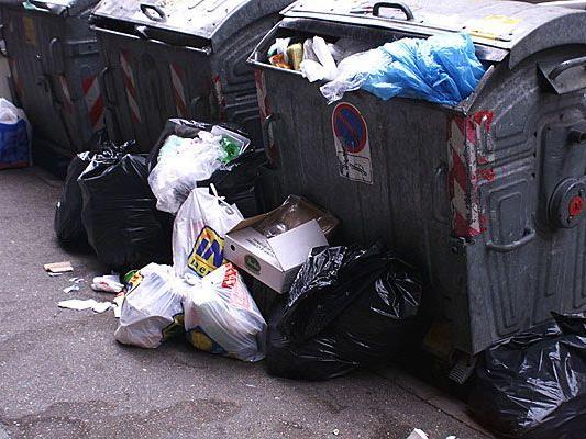 Ein Pärchen brach in Leopoldstadt in einen Müllraum ein, um Lebensmittel zu stehlen