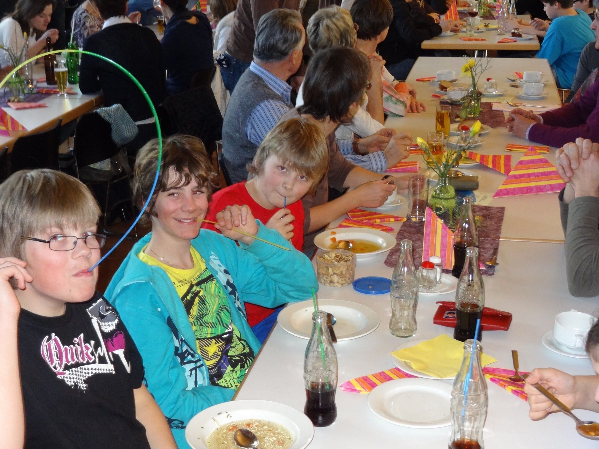 Der Missionskreis Nenzing lädt zum Adventbasar und zum Suppentag. Der Missionskreis Nenzing lädt zum Adventbasar und zum Suppentag.