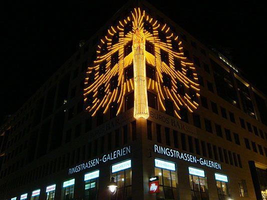 Die Advent-Kerze in den Ringstraßen-Galerien ist die größte Kerze Wiens