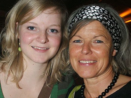Angelika Schwarzmann (r.) wird neue Bürgermeisterin in Alberschwende. Angelika Schwarzmann (r.) wird neue Bürgermeisterin in Alberschwende.