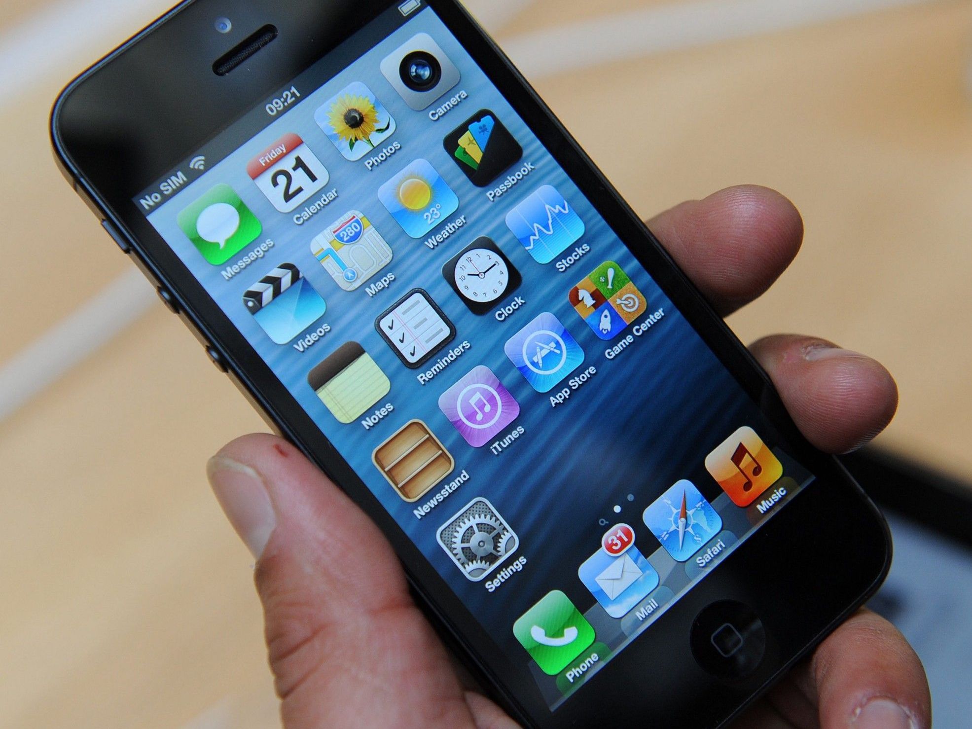 Untersuchung zeigt versteckte Kosten eines iPhones. Untersuchung zeigt versteckte Kosten eines iPhones.