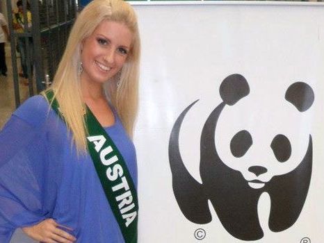 Die Wienerin Sandra Seidl für Österreich als Miss Earth.