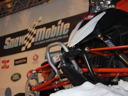 Die Snow Mobile Pressekonferenz brachte den ersten Schnee nach Wien Die Snow Mobile Pressekonferenz brachte den ersten Schnee nach Wien