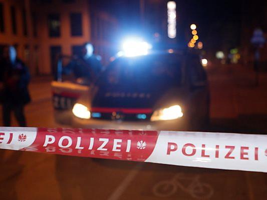 Bluttat am Samstag in St. Pölten: Eine Frau wurde niedergestochen.