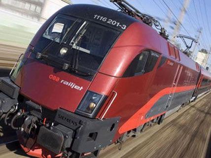 Die Stadt Wien möchte bessere Züge für Pendler, zahlen sollen dafür die ÖBB.