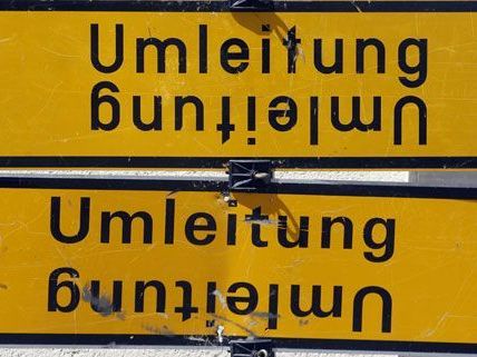Wegen einer Demonstration könnte es am Freitagabend zu Verkehrssperren kommen. Wegen einer Demonstration könnte es am Freitagabend zu Verkehrssperren kommen.
