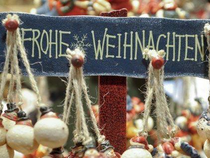 Kunsthandwerk am Weihnachtsmarkt am Spittelberg. Kunsthandwerk am Weihnachtsmarkt am Spittelberg.