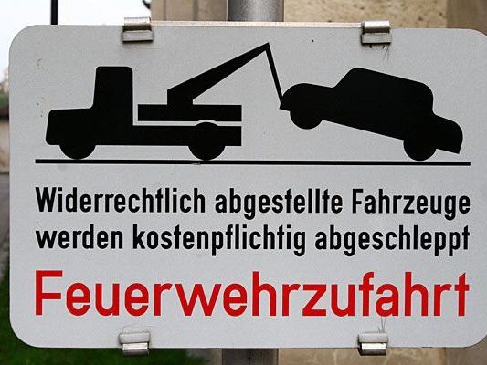Viele, die am ersten Adventwochenende in Wien unterwegs waren, wurden wegen Falschparken abgeschleppt Viele, die am ersten Adventwochenende in Wien unterwegs waren, wurden wegen Falschparken abgeschleppt