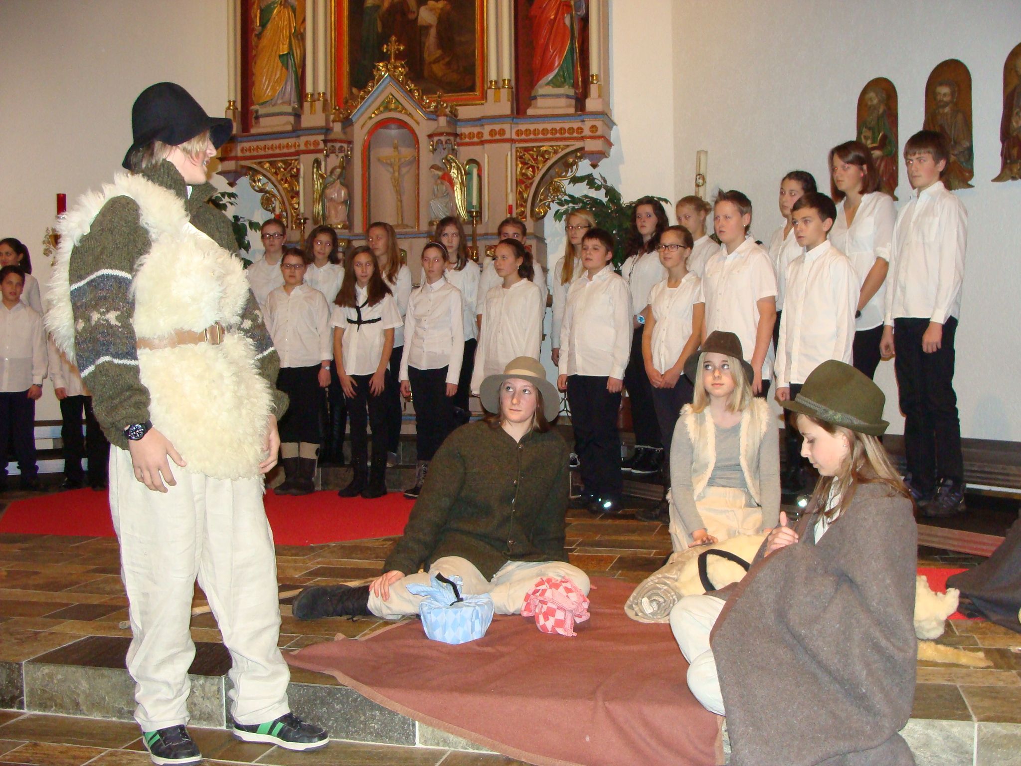 Musikhauptschüler stimmten auf Weihnachten ein. Musikhauptschüler stimmten auf Weihnachten ein.