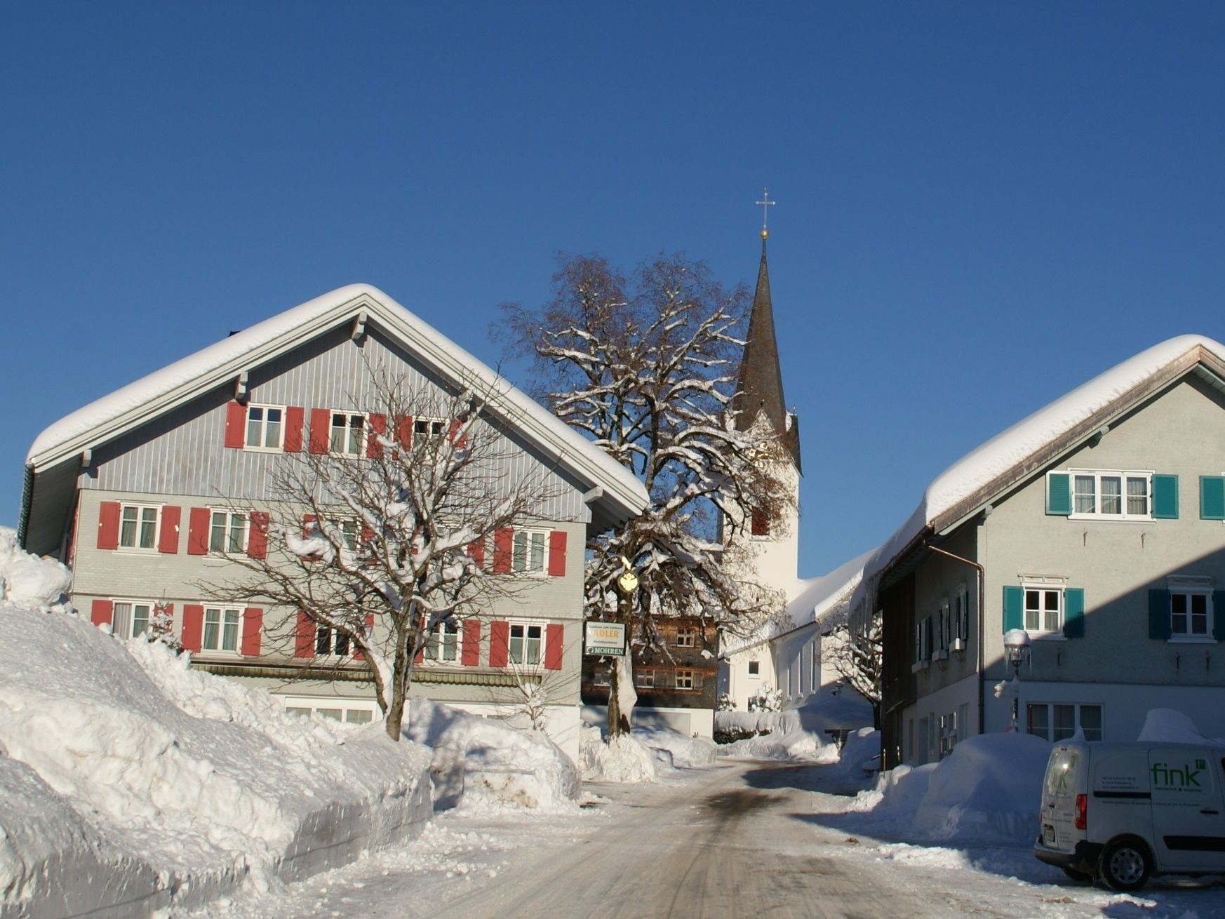Riefensberg hat keinen Durchzugsverkehr. Hier ist Endstation. Riefensberg hat keinen Durchzugsverkehr. Hier ist Endstation.