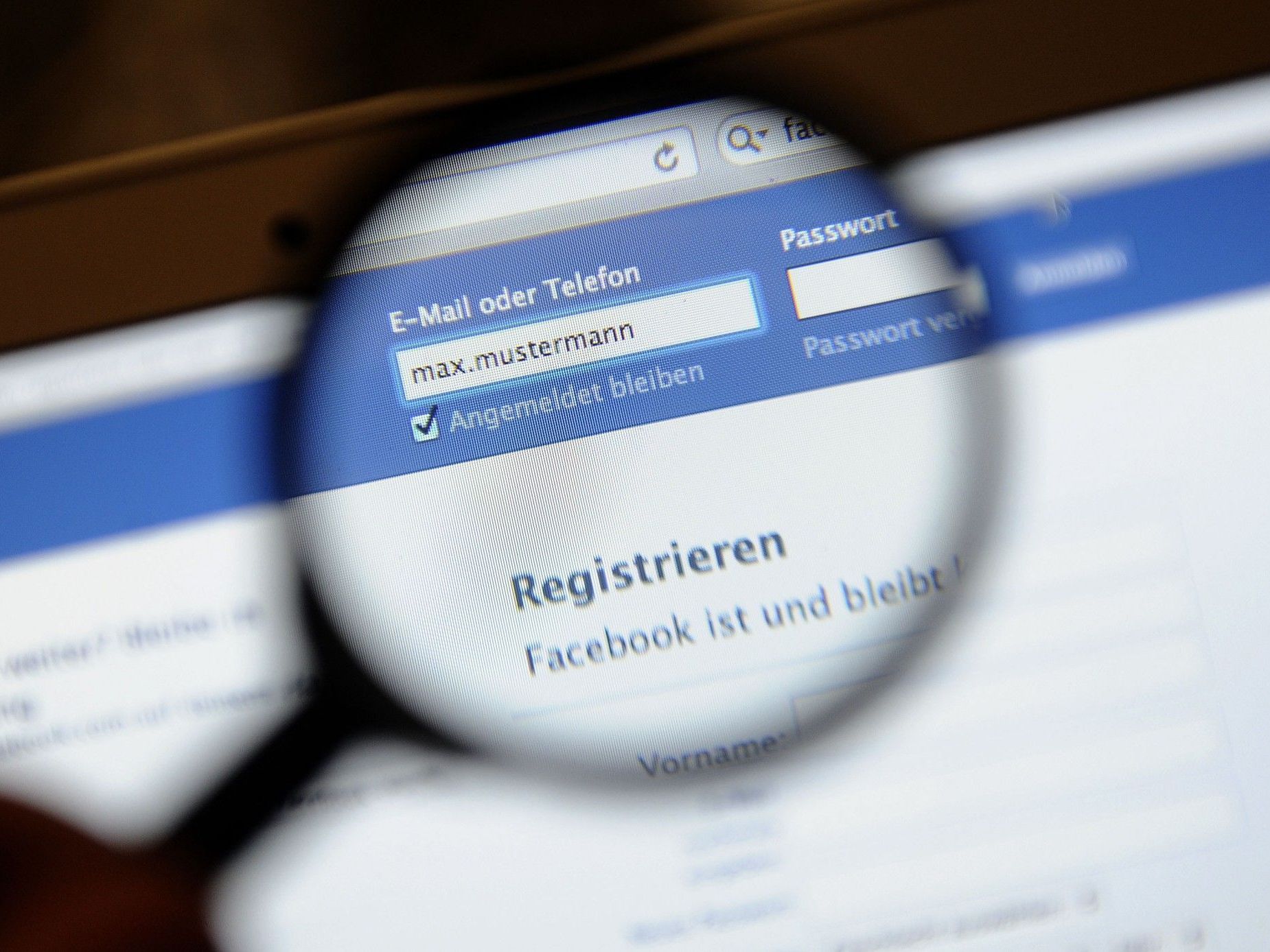 Facebook: Ein Dollar für eine Nachricht an jemanden außerhalb des eigenen Freundeskreises Facebook: Ein Dollar für eine Nachricht an jemanden außerhalb des eigenen Freundeskreises