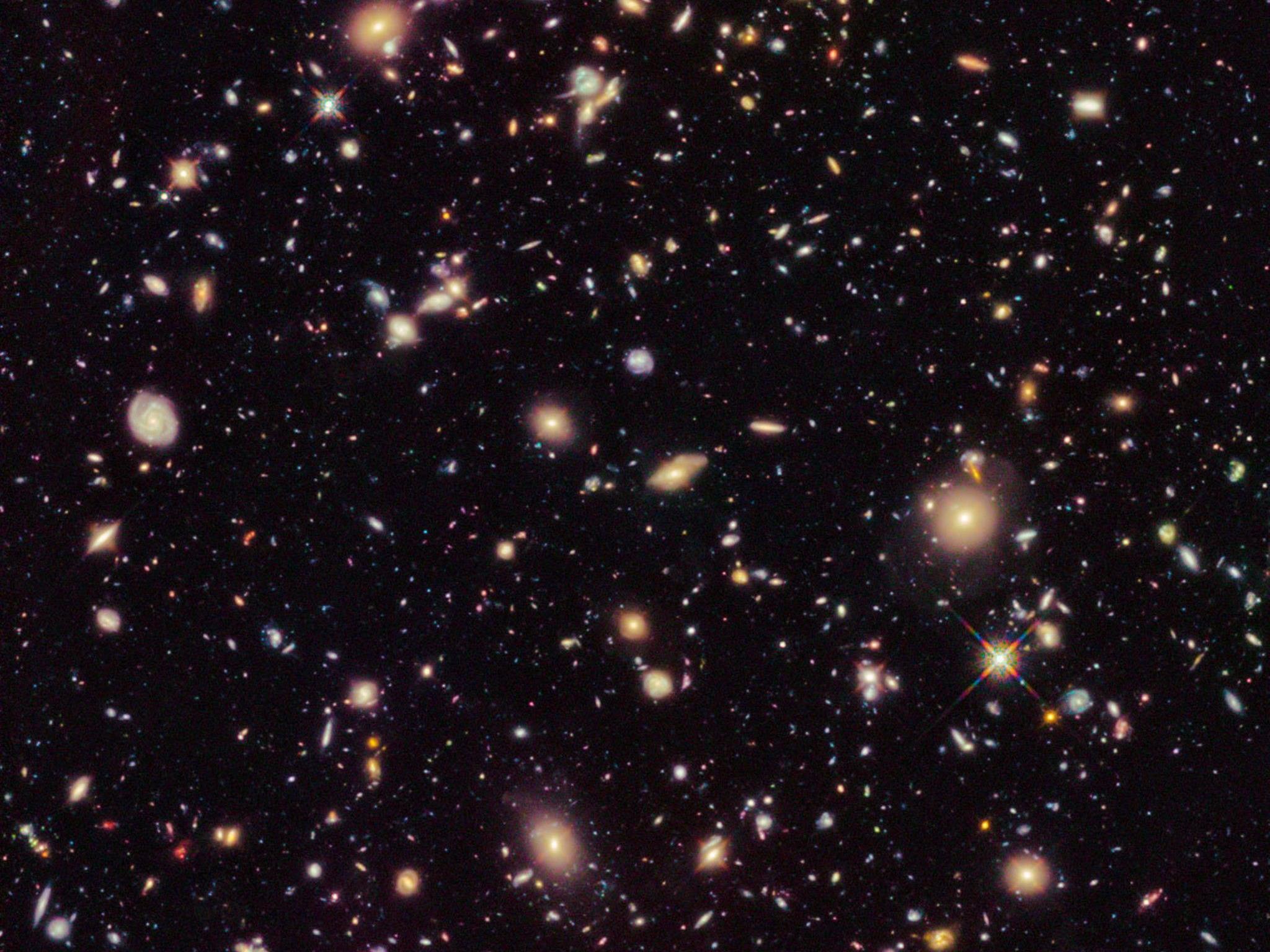 Galaxien Gehören zu ältesten und am weitesten entferntesten je gesichteten