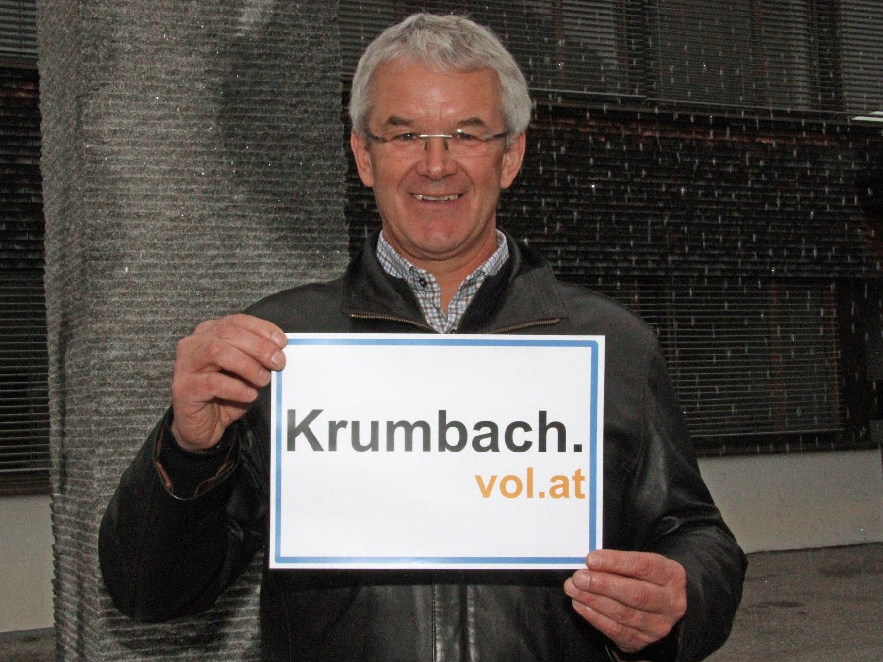 Arnold Hirschbühl, Bürgermeister von Krumbach, im Gespräch mit VOL.AT Arnold Hirschbühl, Bürgermeister von Krumbach, im Gespräch mit VOL.AT