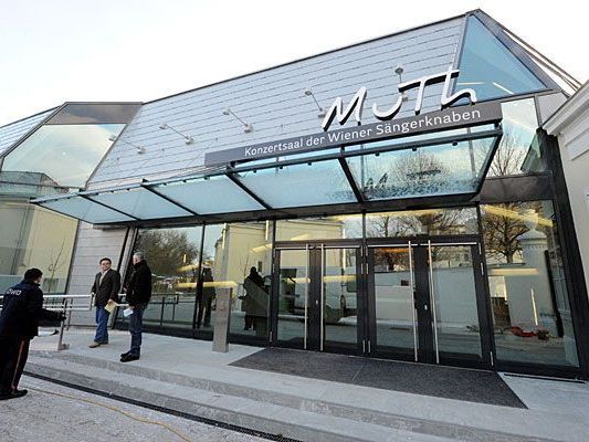 Im "Muth", dem neuen neue Haus für Musik und Theater, findet der Kongress für Mut statt Im "Muth", dem neuen neue Haus für Musik und Theater, findet der Kongress für Mut statt