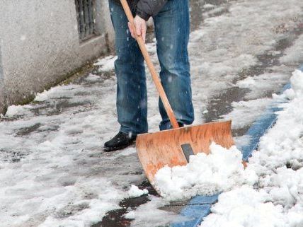 Wenn es friert und schneit, haben die Wiener Linien alle Hände voll zu tun Wenn es friert und schneit, haben die Wiener Linien alle Hände voll zu tun