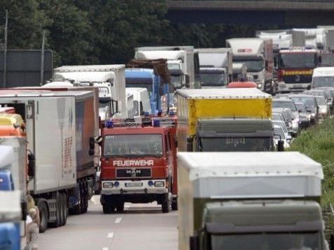 Mehrere Unfälle auf Westautobahn im westlichen Niederösterreich