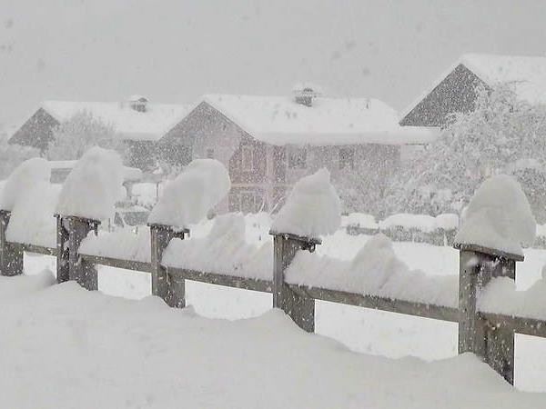 Etwa 15 Zentimeter Neuschnee gab es am Montag im Pinzgau.