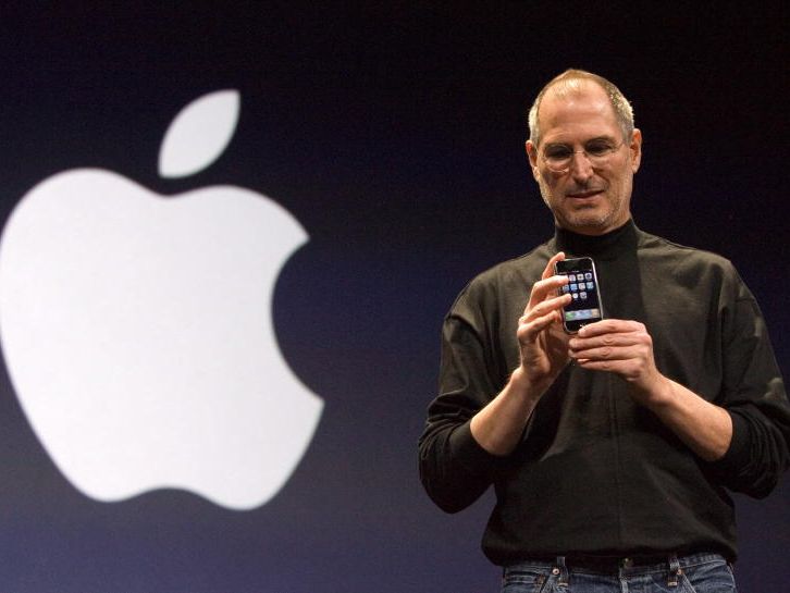 Steve Jobs beantragte noch das Patent, das Apples Multitouch-Lösung schützen sollte. Steve Jobs beantragte noch das Patent, das Apples Multitouch-Lösung schützen sollte.