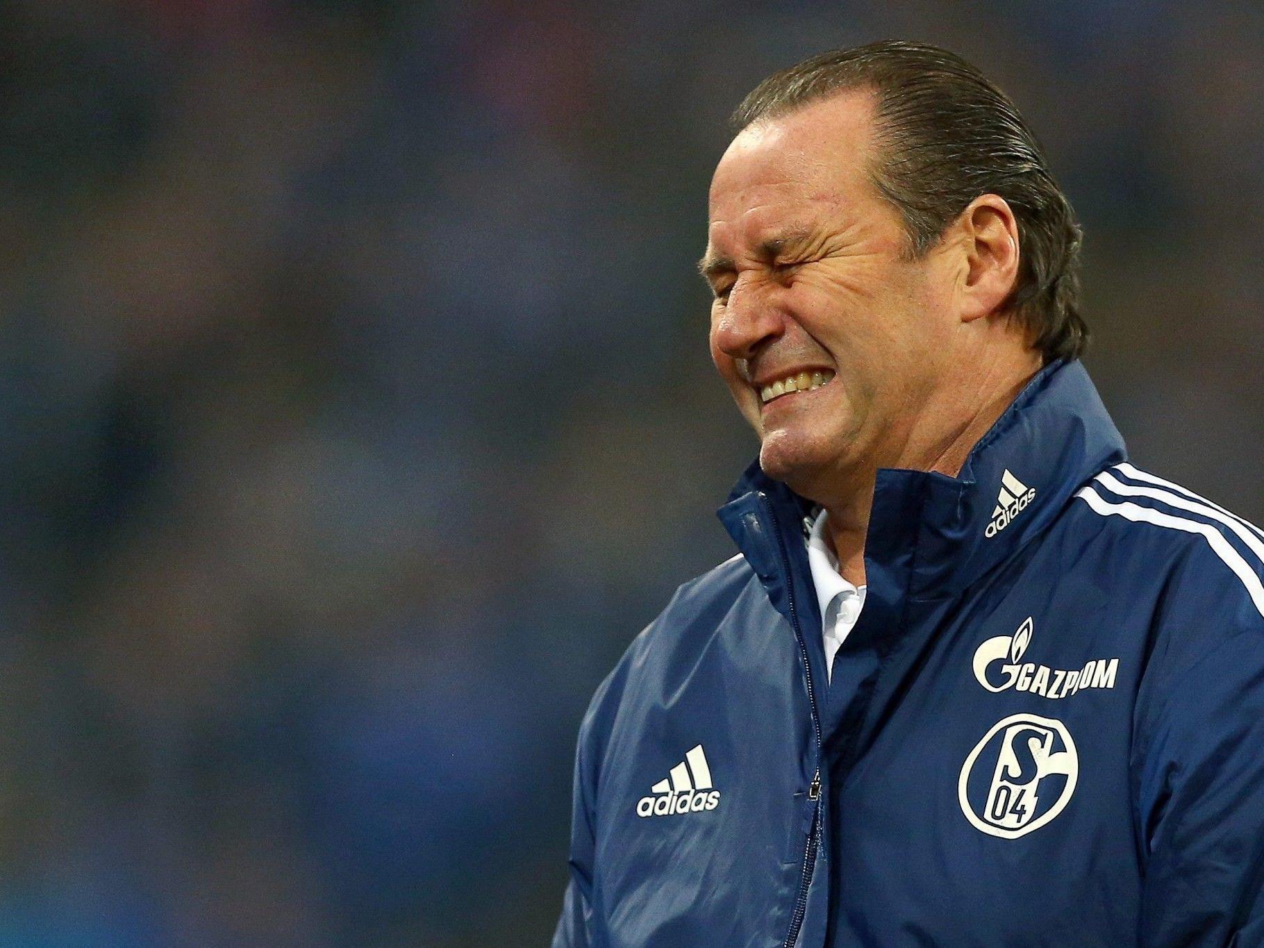 Nach sportlicher Talfahrt in vergangenen Wochen zieht Schalke die Reißleine.