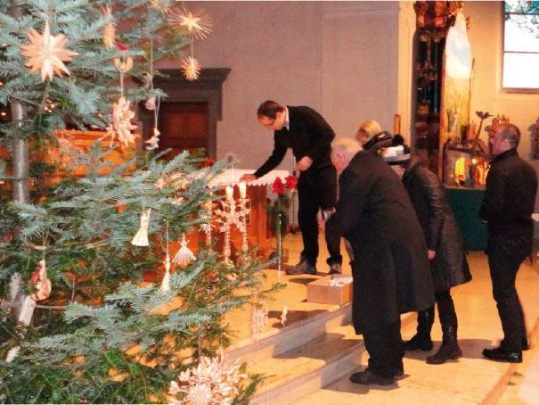 Die Katholische Männerbewegung und „Papa gibt Gas“ laden zur Weihnachtsfeier nach Bildstein. Die Katholische Männerbewegung und „Papa gibt Gas“ laden zur Weihnachtsfeier nach Bildstein.
