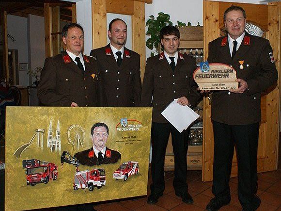 Alt-Kdt. Konrad Pfeffer, stv.Kdt. Marcus Fritz, Kdt. Sascha Duffner und stv.Alt-Kdt. Stefan Ebert (v. li). Alt-Kdt. Konrad Pfeffer, stv.Kdt. Marcus Fritz, Kdt. Sascha Duffner und stv.Alt-Kdt. Stefan Ebert (v. li).