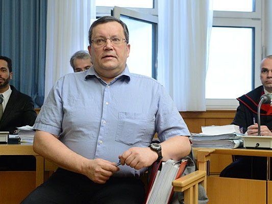 Erneut steht Gottfried Küssel in Wien vor Gericht Erneut steht Gottfried Küssel in Wien vor Gericht
