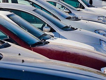 Zwei Festnahmen nach Autoeinbruchsdiebstahl in Wien Favoriten Zwei Festnahmen nach Autoeinbruchsdiebstahl in Wien Favoriten