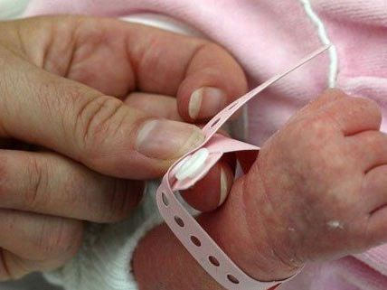 Anna und David gehören seit Jahren zu den beliebtesten Kindernamen. Anna und David gehören seit Jahren zu den beliebtesten Kindernamen.