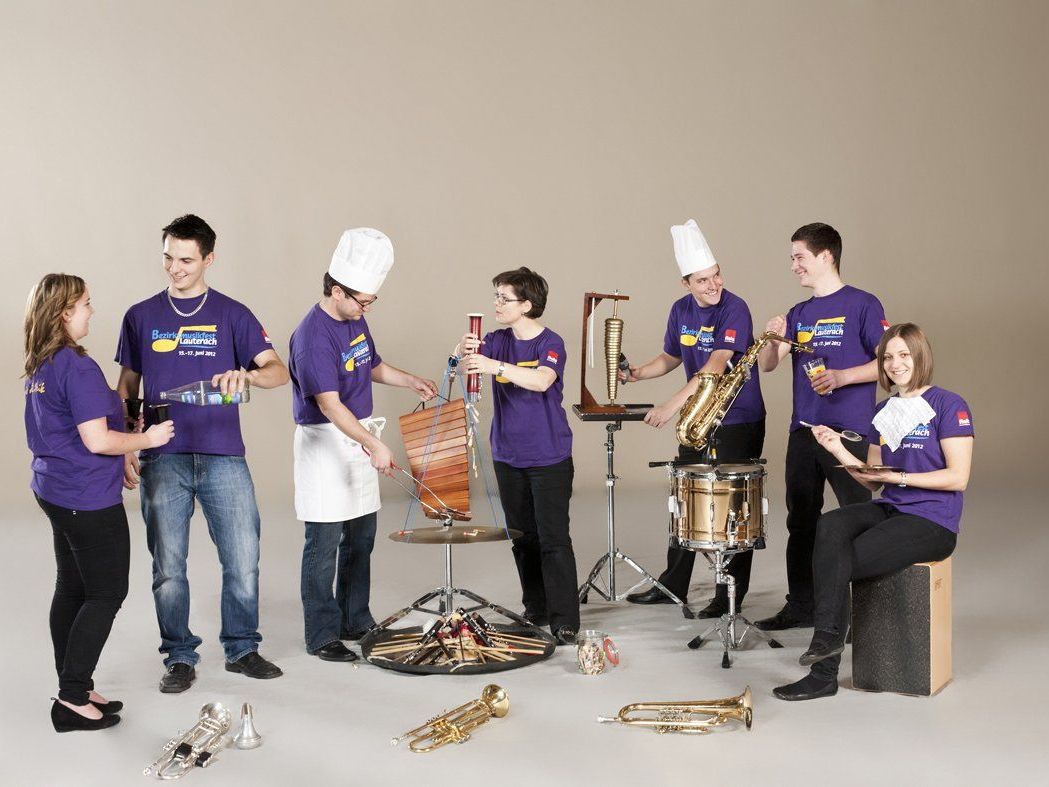 Die Jugendmusikkapelle lädt zum Dreikönigskonzert in den Hofsteigsaal. Die Jugendmusikkapelle lädt zum Dreikönigskonzert in den Hofsteigsaal.
