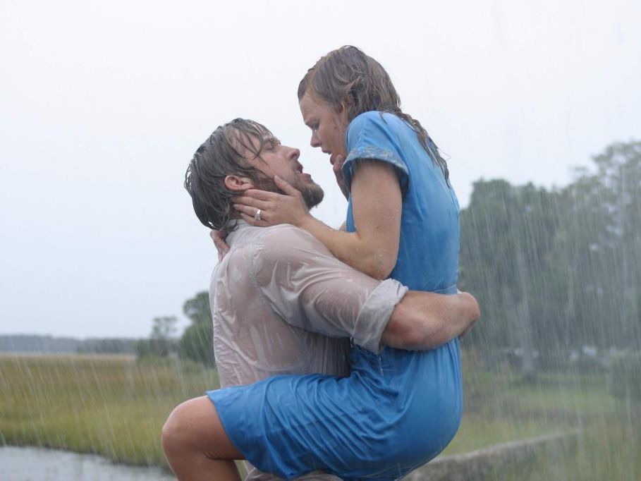 Feuchtfröhliches Wiedersehen zwishcen Ryan Gosling und Rachel McAdams in "The Notebook". Feuchtfröhliches Wiedersehen zwishcen Ryan Gosling und Rachel McAdams in "The Notebook".