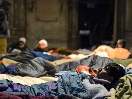 Mit seiner Meinung, dass die Votivkirchen-Flüchtlinge "politisch missbraucht" werden, steht der Bürgermeister nicht alleine da. Mit seiner Meinung, dass die Votivkirchen-Flüchtlinge "politisch missbraucht" werden, steht der Bürgermeister nicht alleine da.