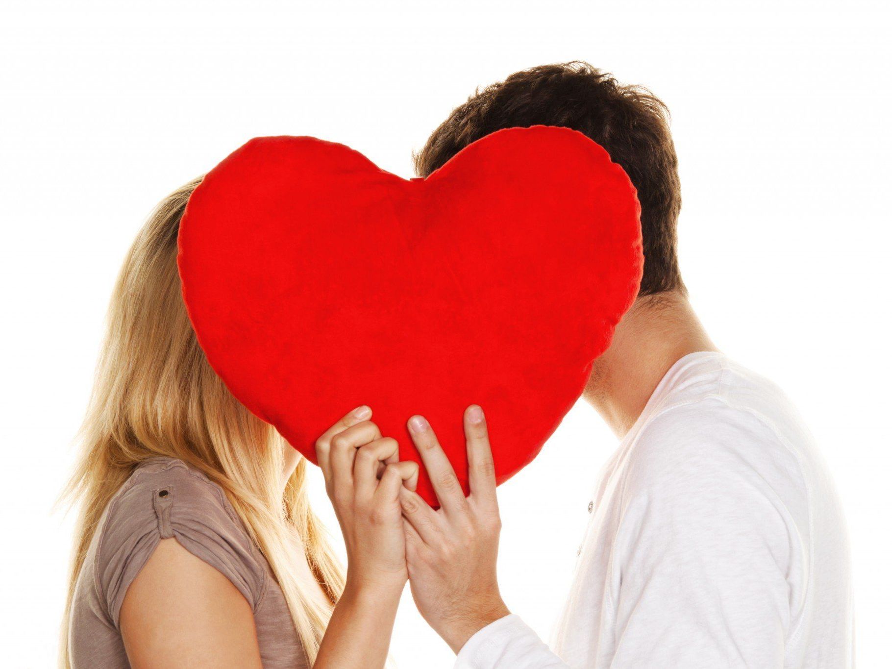 Was schenken Sie Ihrer/Ihrem Liebsten zum Valentinstag? Was schenken Sie Ihrer/Ihrem Liebsten zum Valentinstag?