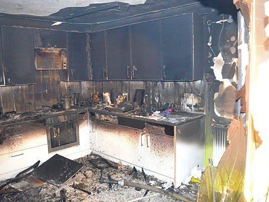 Verheerender Anblick nach Küchenbrand in Lindabrunn