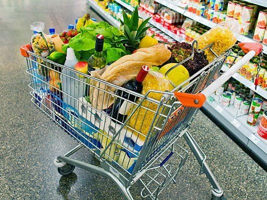 Verschwendung eindämmen: Schon beim Einkaufen sollte man überlegen, welche Lebensmittel man braucht