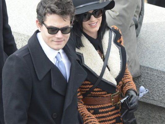 Haben Katy Perry und John Mayer den nächsten Schritt getan? Haben Katy Perry und John Mayer den nächsten Schritt getan?