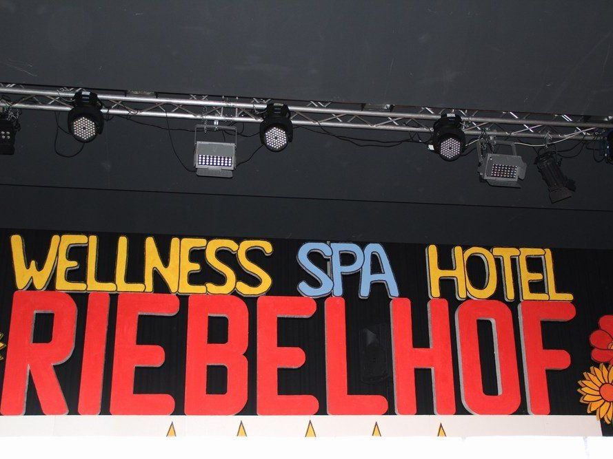 Ins Wellnesshotel luden die Frastner Riebelzünftler. Ins Wellnesshotel luden die Frastner Riebelzünftler.