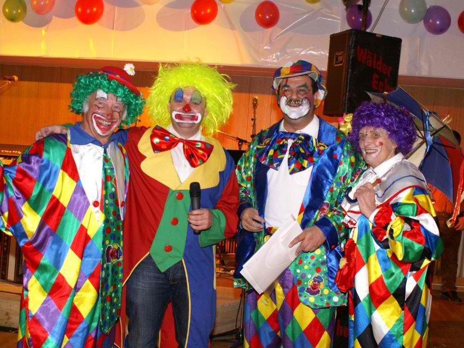 Die Schoppernauer Musikanten laden zum legendären Musikantenball. Die Schoppernauer Musikanten laden zum legendären Musikantenball.