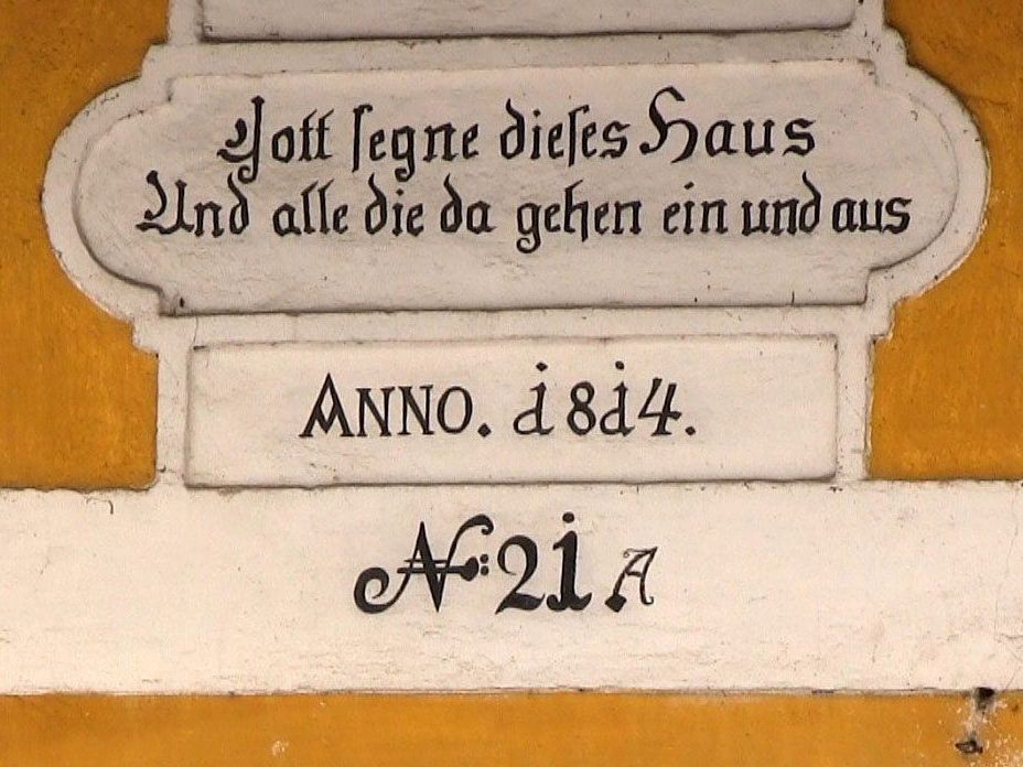 Ermittlungen wegen Brandanschlägen, Waffen- und Drogenhandel sowie Gewaltdelikten Ermittlungen wegen Brandanschlägen, Waffen- und Drogenhandel sowie Gewaltdelikten