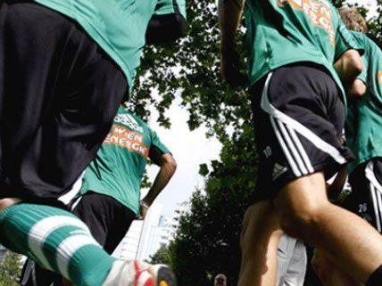 Beim zweiten Rapid Lauf im Wiener Prater werden Spenden für die Stiftung Kindertraum gesammelt Beim zweiten Rapid Lauf im Wiener Prater werden Spenden für die Stiftung Kindertraum gesammelt