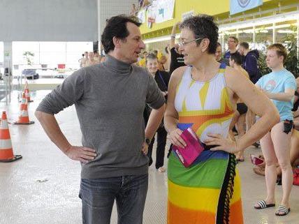 Am Samstag hat Stadtrat Christian Oxonitsch das Schwimmturnier eröffnet.