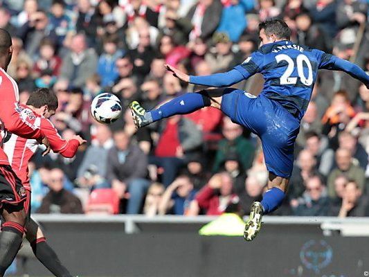 Robin van Persie legte das Eigentor auf Robin van Persie legte das Eigentor auf