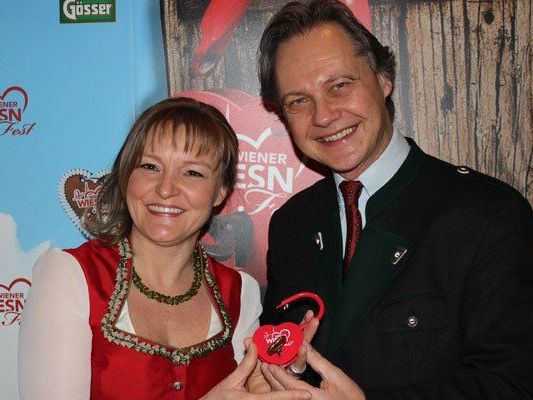 Goldenes Österreich: Das ganze Land zu Besuch in beim Wiener Wiesn Fest Goldenes Österreich: Das ganze Land zu Besuch in beim Wiener Wiesn Fest