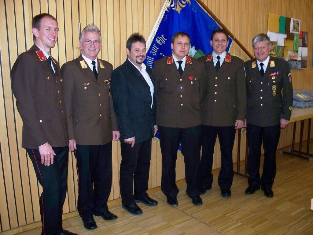 v.li. Martin Amann, AK Robert Gohm, Bgm. Walter Rauch, Daniel Mally, Markus Hartmann, BFI Manfred Morscher. v.li. Martin Amann, AK Robert Gohm, Bgm. Walter Rauch, Daniel Mally, Markus Hartmann, BFI Manfred Morscher.
