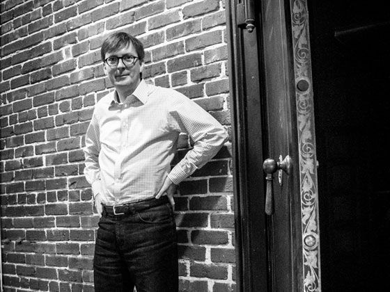 Lynch arbeitet in neuer Technologiegruppe von Apple-Urgestein Bob Mansfield. Lynch arbeitet in neuer Technologiegruppe von Apple-Urgestein Bob Mansfield.