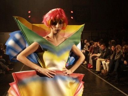 ds Modeprojekt der Wiener Jugendzentren, Kids in Fashion, lädt Kinder wieder zum Mitmachen ein. ds Modeprojekt der Wiener Jugendzentren, Kids in Fashion, lädt Kinder wieder zum Mitmachen ein.