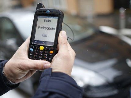 Parksherrffs in Wien sollen sich gegenseitig die Strafen erlassen haben. Parksherrffs in Wien sollen sich gegenseitig die Strafen erlassen haben.