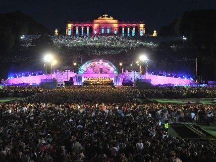 Am 30. Mai 2013 findet das Sommernachtskonzert der Wiener Philharmoniker in Schönbrunn statt.