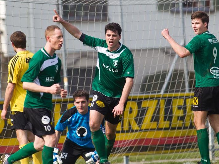 Der Landesligist Dornbirner SV gewann gegen VL-Herbstmeister Höchst im Elferschießen. Der Landesligist Dornbirner SV gewann gegen VL-Herbstmeister Höchst im Elferschießen.